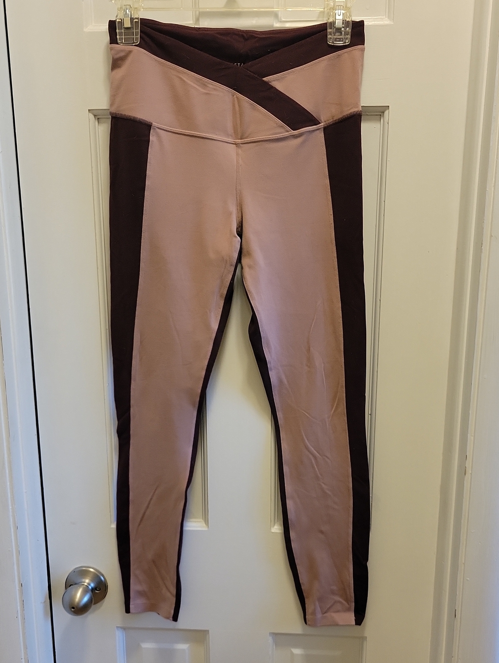 Athleta Two-Tone Chroma 7/8 Leggings